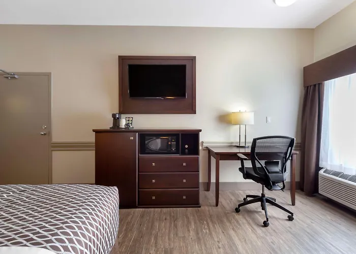 Best Western High Road Inn