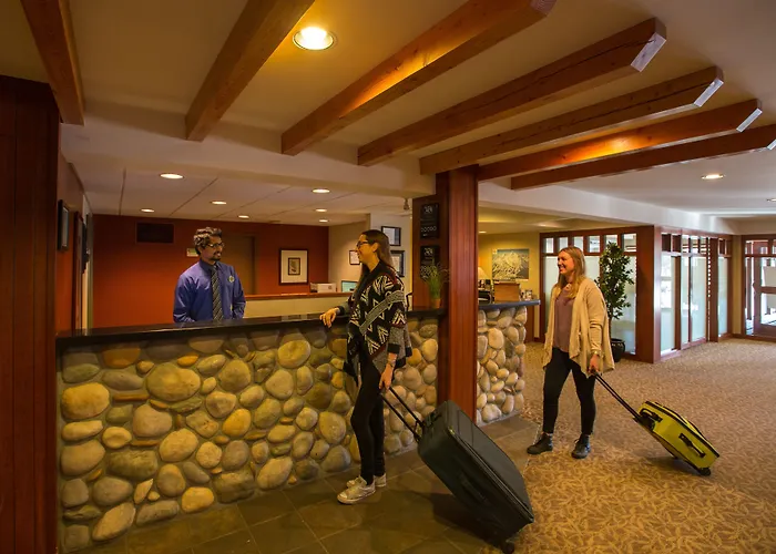 Lobstick Lodge