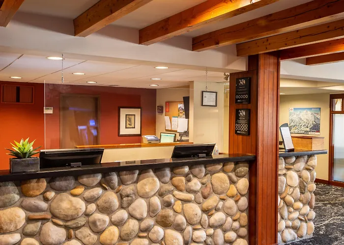 Lobstick Lodge